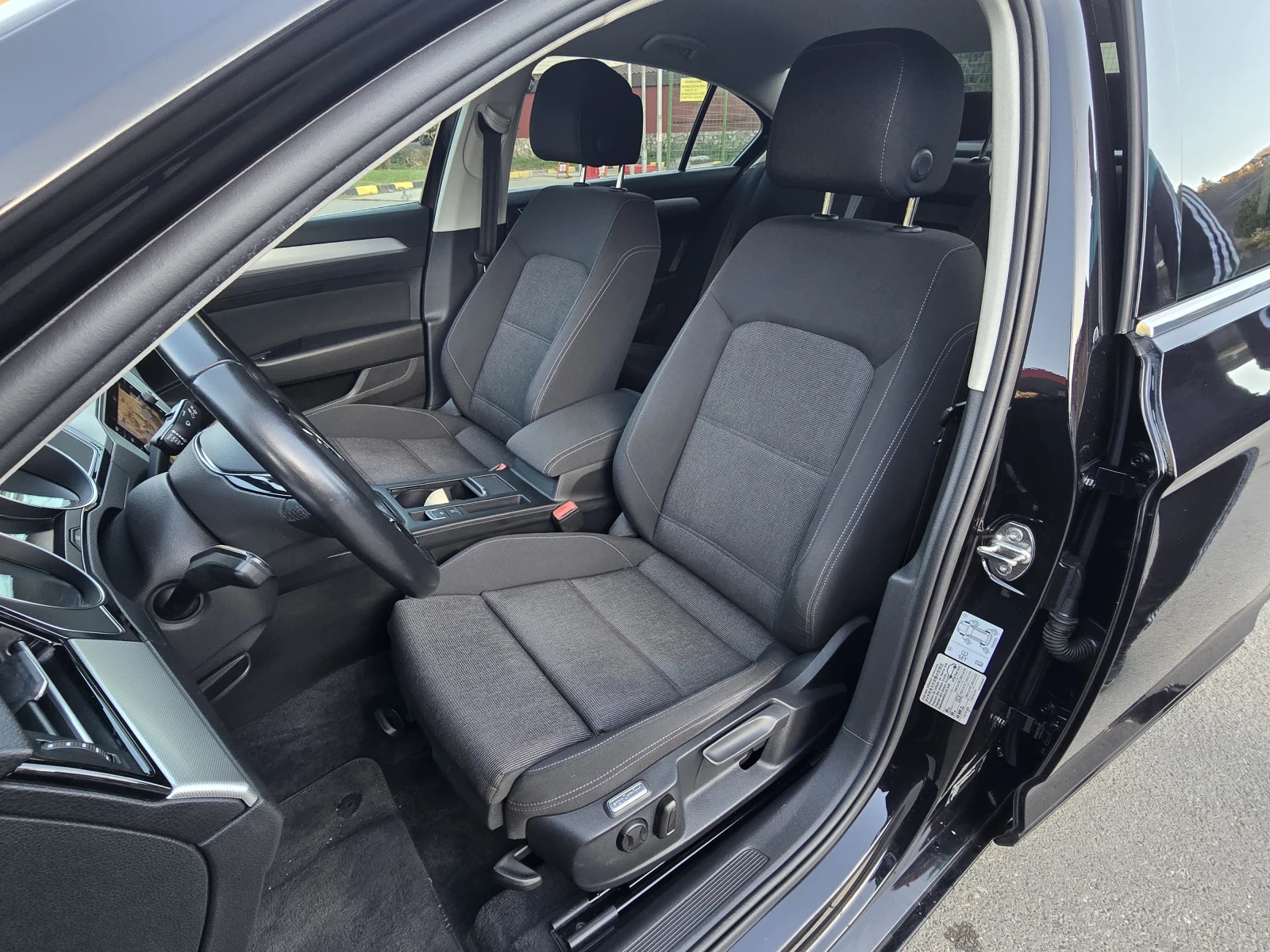 VW Passat     | Mobile.bg   11