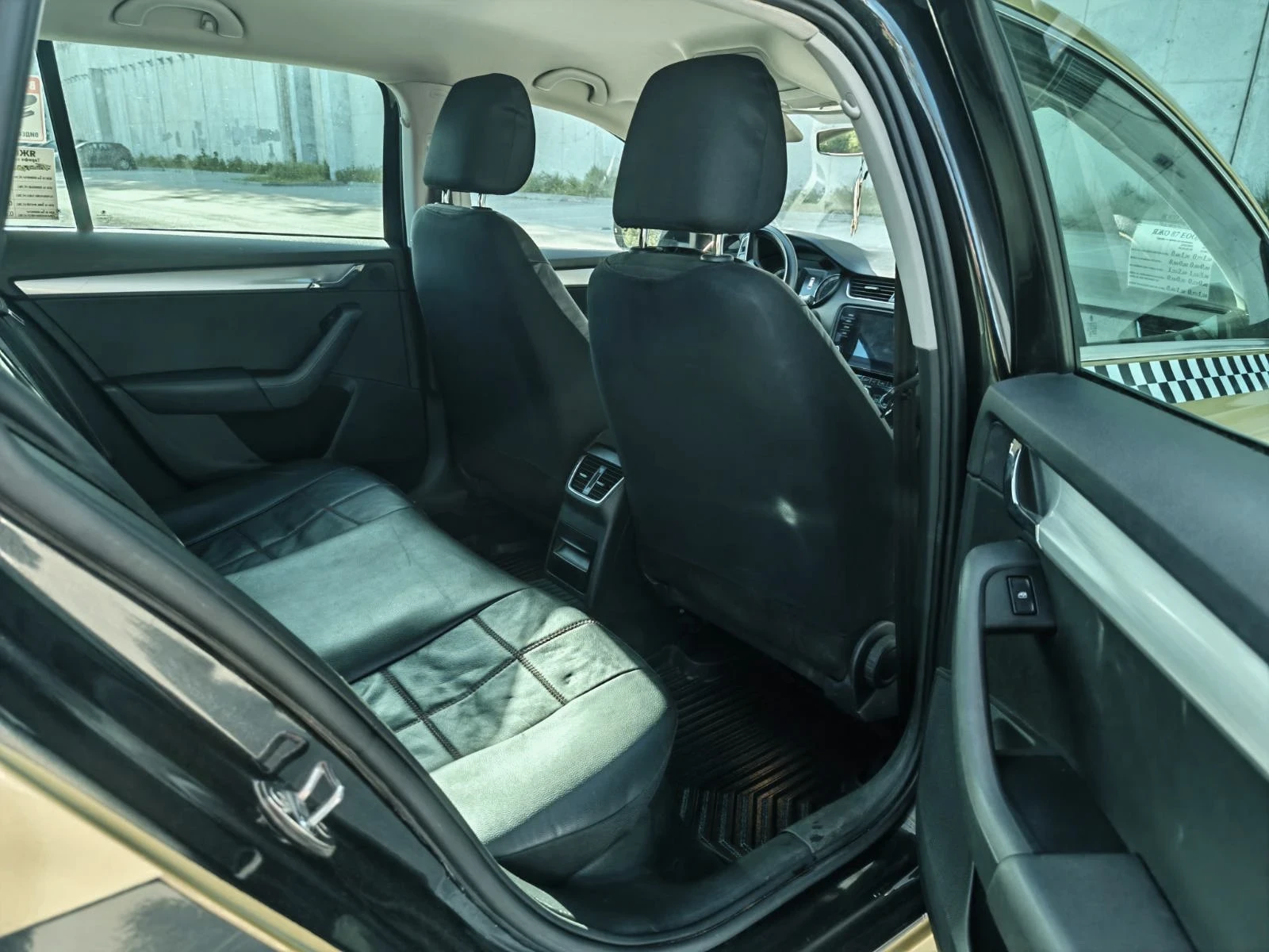 Skoda Octavia 1.6tdi , снимка 6 - Автомобили и джипове - 54768321