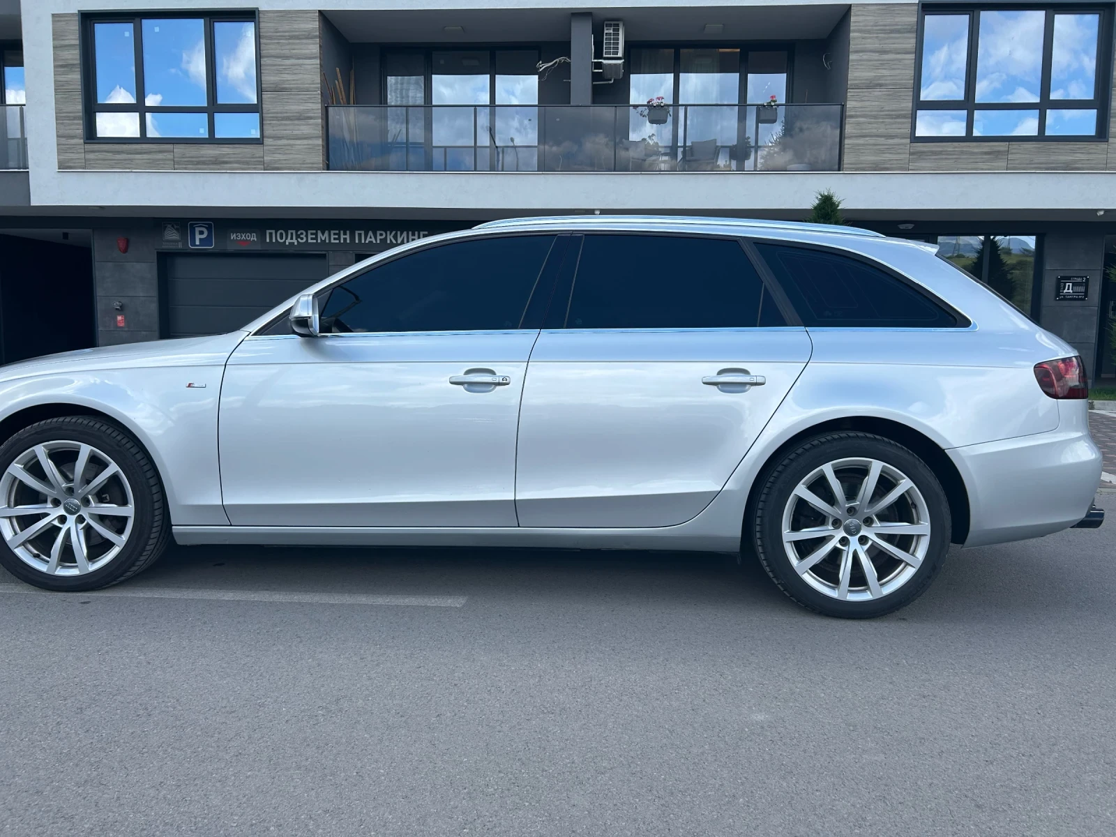 Audi A4, снимка 5 - Автомобили и джипове - 55149644