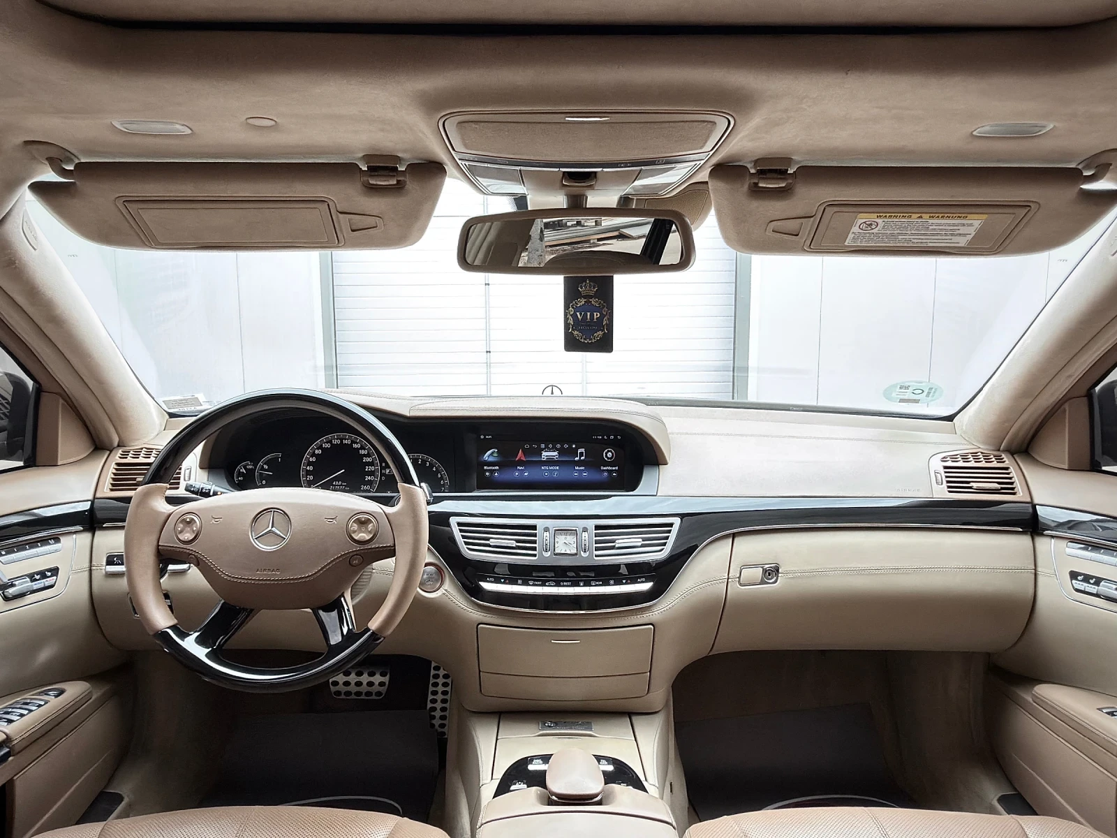 Mercedes-Benz S 500 AMG 6.3/FACE/PANO/NIGHT VISION/SOFT CLOSE/3xTV, снимка 13 - Автомобили и джипове - 55015254