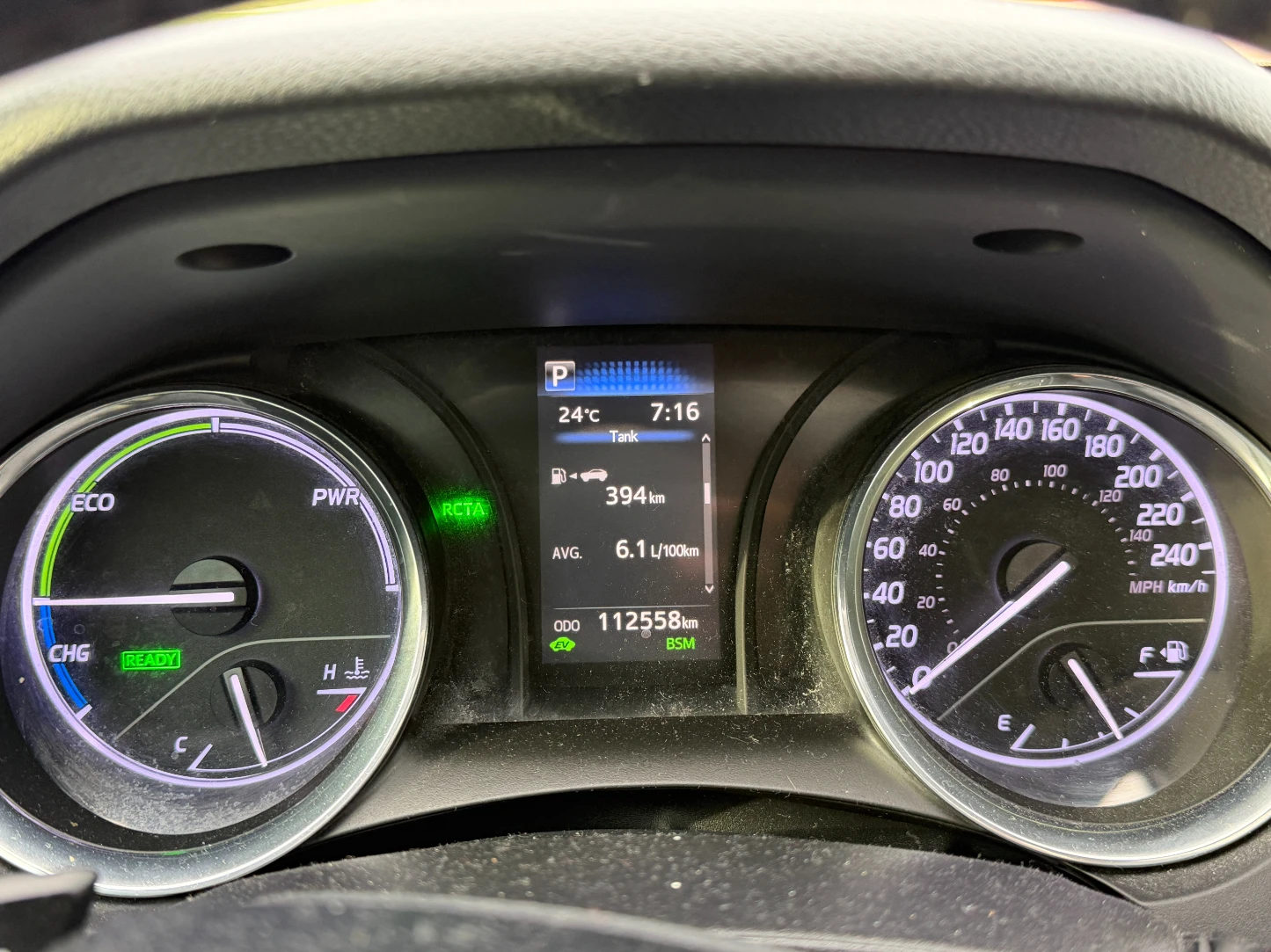 Toyota Camry Hybrid, снимка 13 - Автомобили и джипове - 55089250
