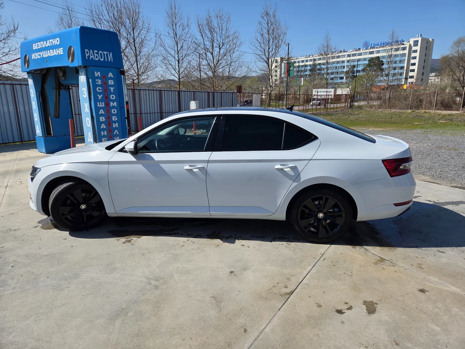Skoda Superb, снимка 3 - Автомобили и джипове - 55316401