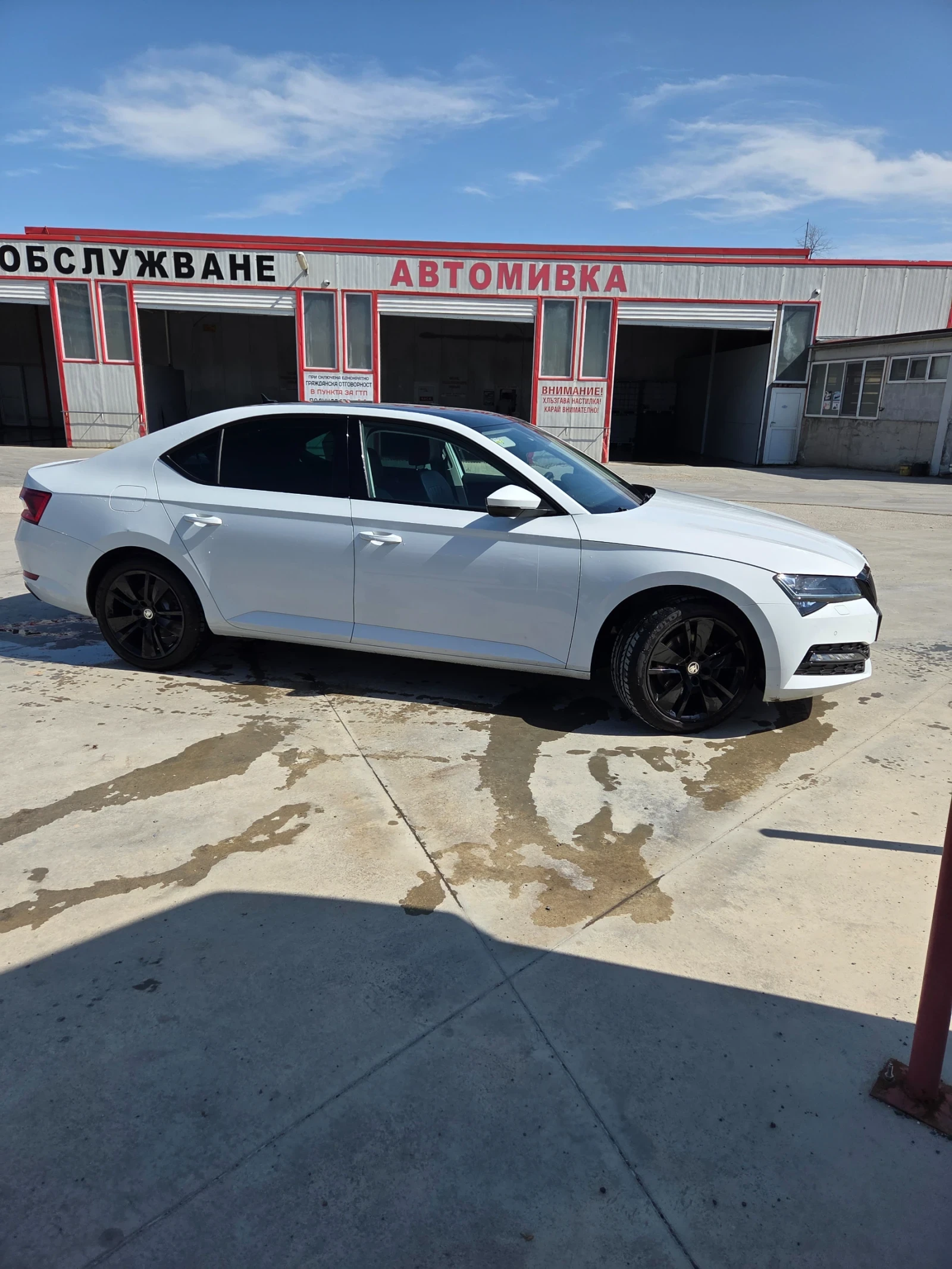 Skoda Superb, снимка 6 - Автомобили и джипове - 55316401