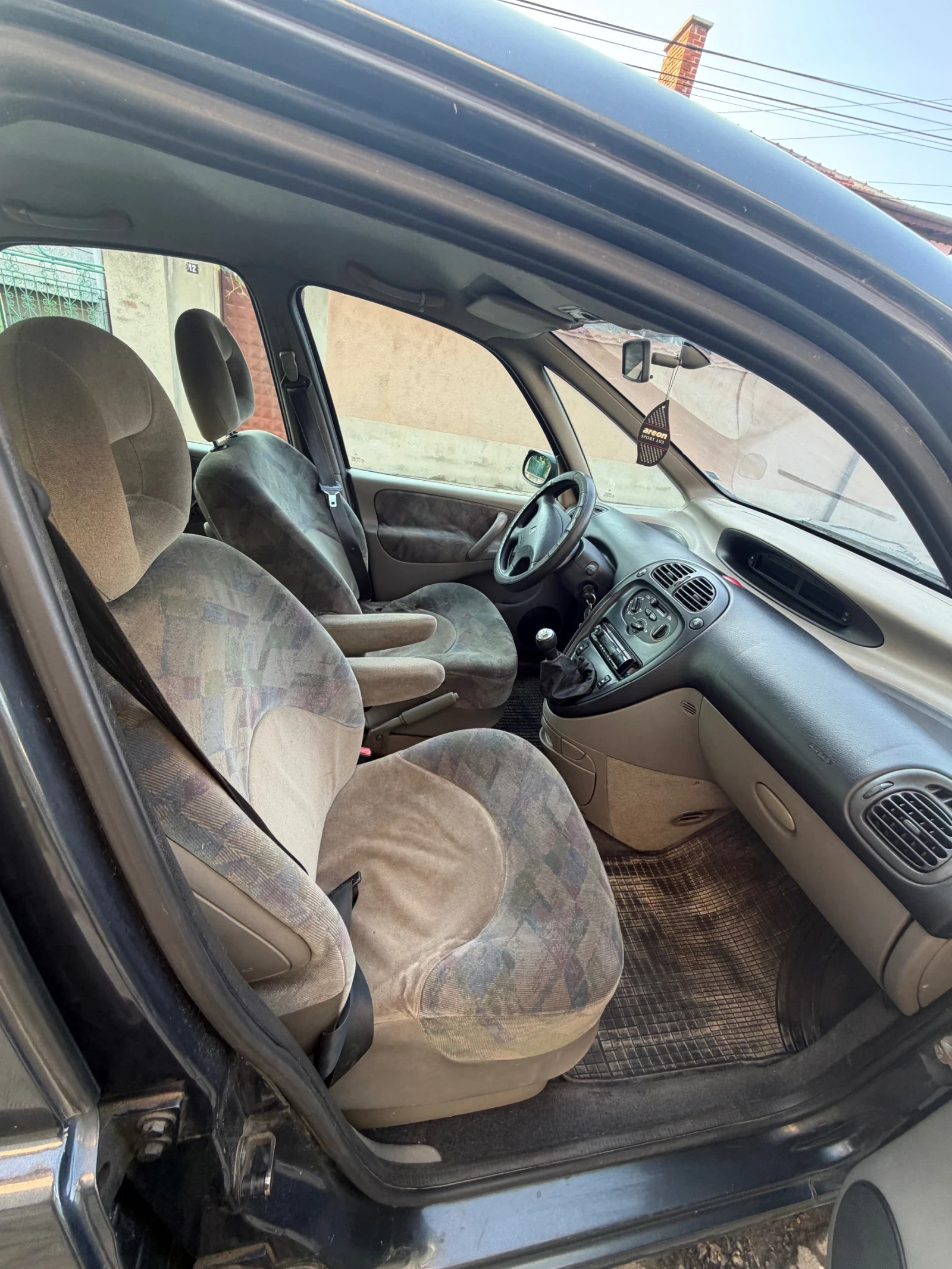 Citroen Xsara picasso 1.8, снимка 8 - Автомобили и джипове - 55435704