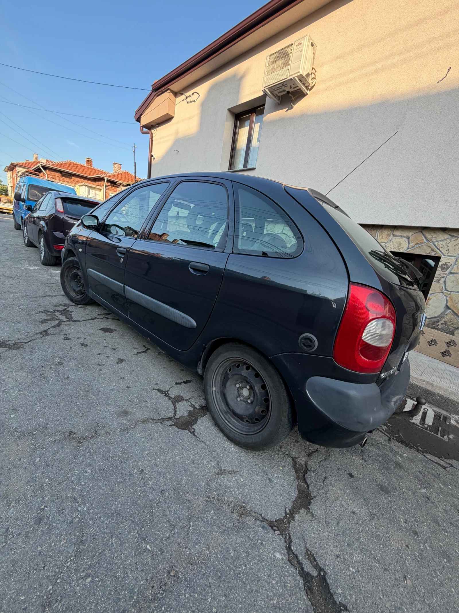 Citroen Xsara picasso 1.8, снимка 7 - Автомобили и джипове - 55435704
