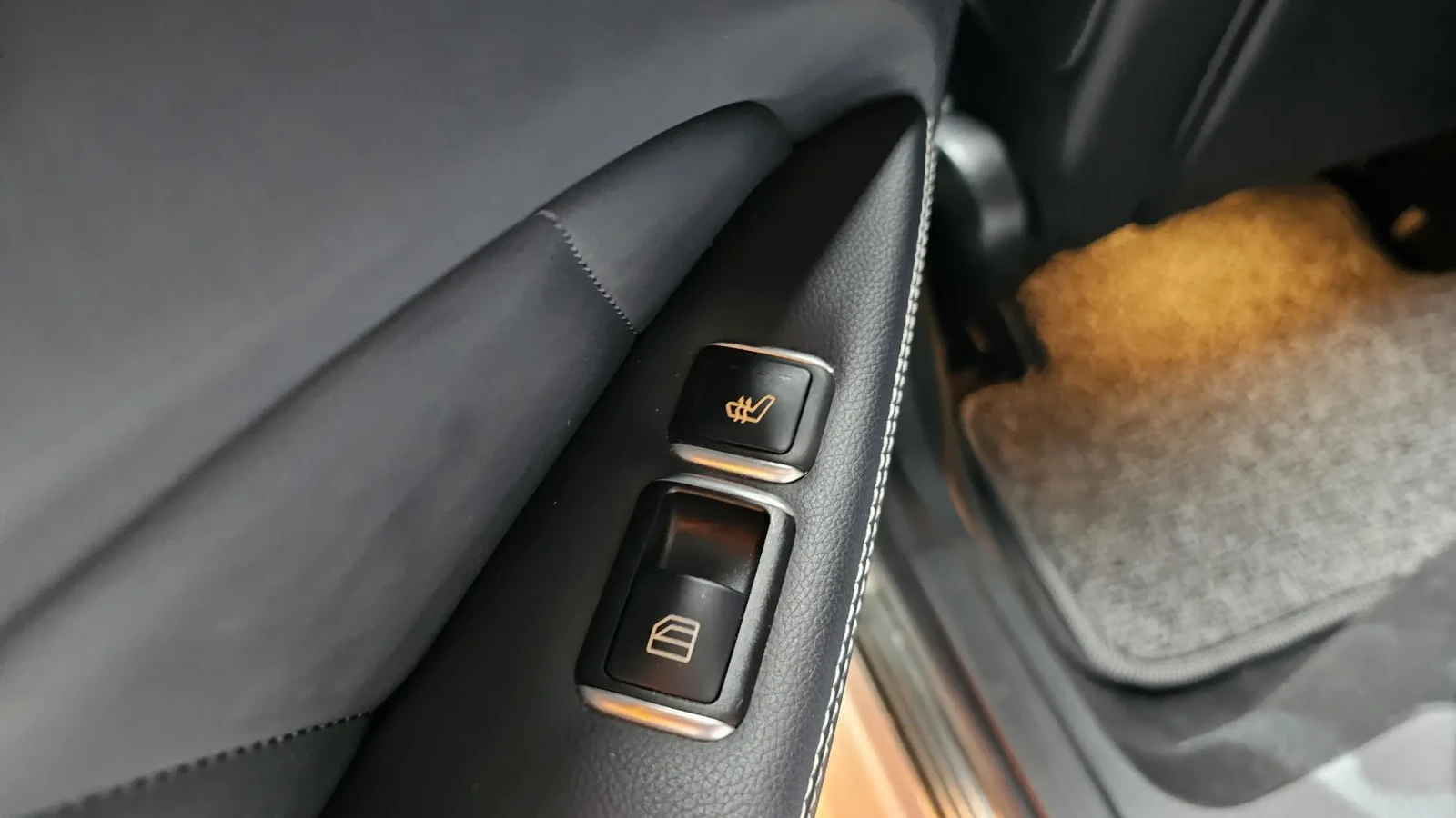 Mercedes-Benz CLS 400 4MATIC AMG LINE * КРАЙНА ЦЕНА* , снимка 14 - Автомобили и джипове - 55960925