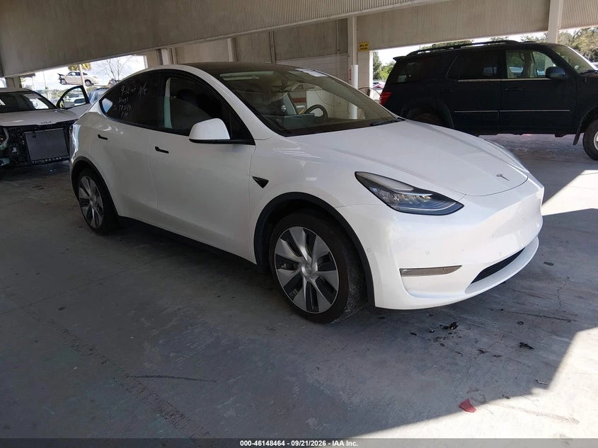 Tesla Model Y Long Range AWD