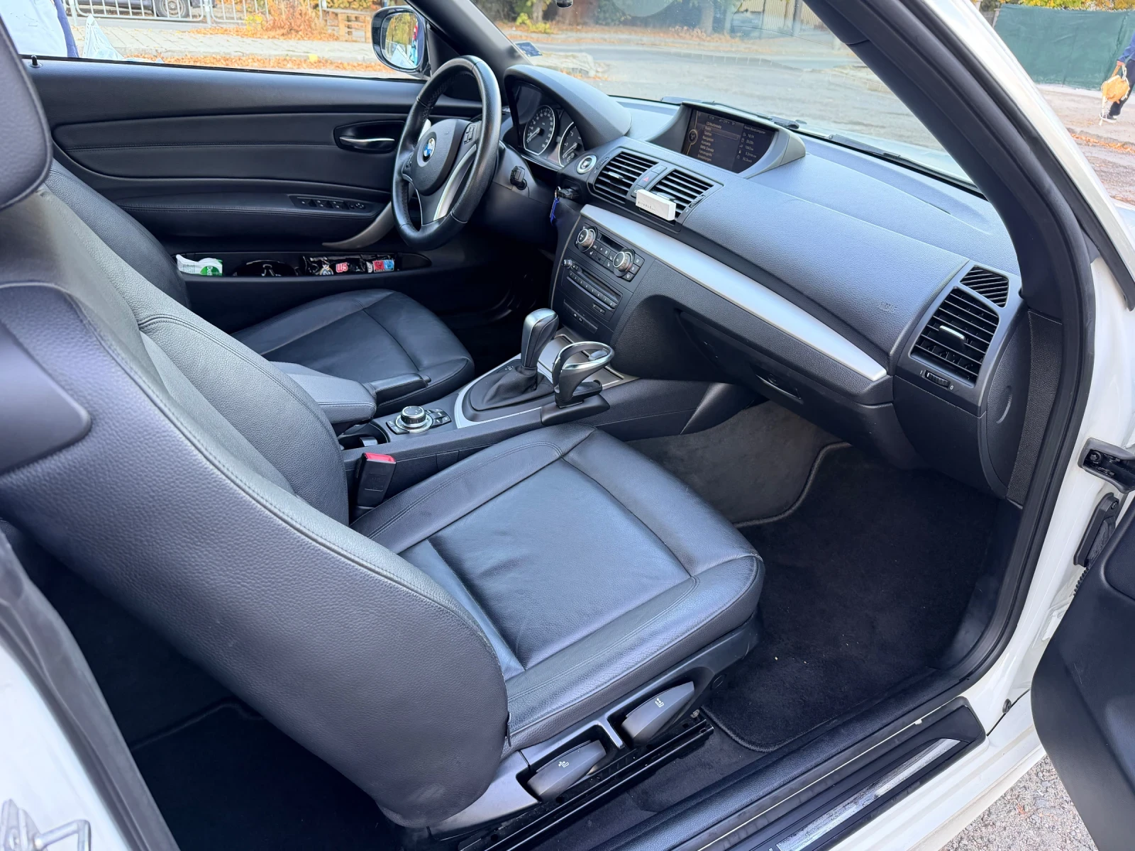 BMW 120 i кабрио, снимка 12 - Автомобили и джипове - 56681034