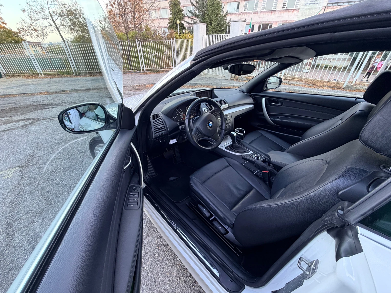 BMW 120 i кабрио, снимка 13 - Автомобили и джипове - 56681034