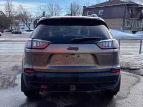 Jeep Cherokee Trailhawk 4x4 | ПОДГРЕВИ | 2 KEYS | KEYLESS | CARF, снимка 4