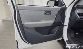 Kia Seltos Gasoline 1.6T 2WD Prestige, снимка 13