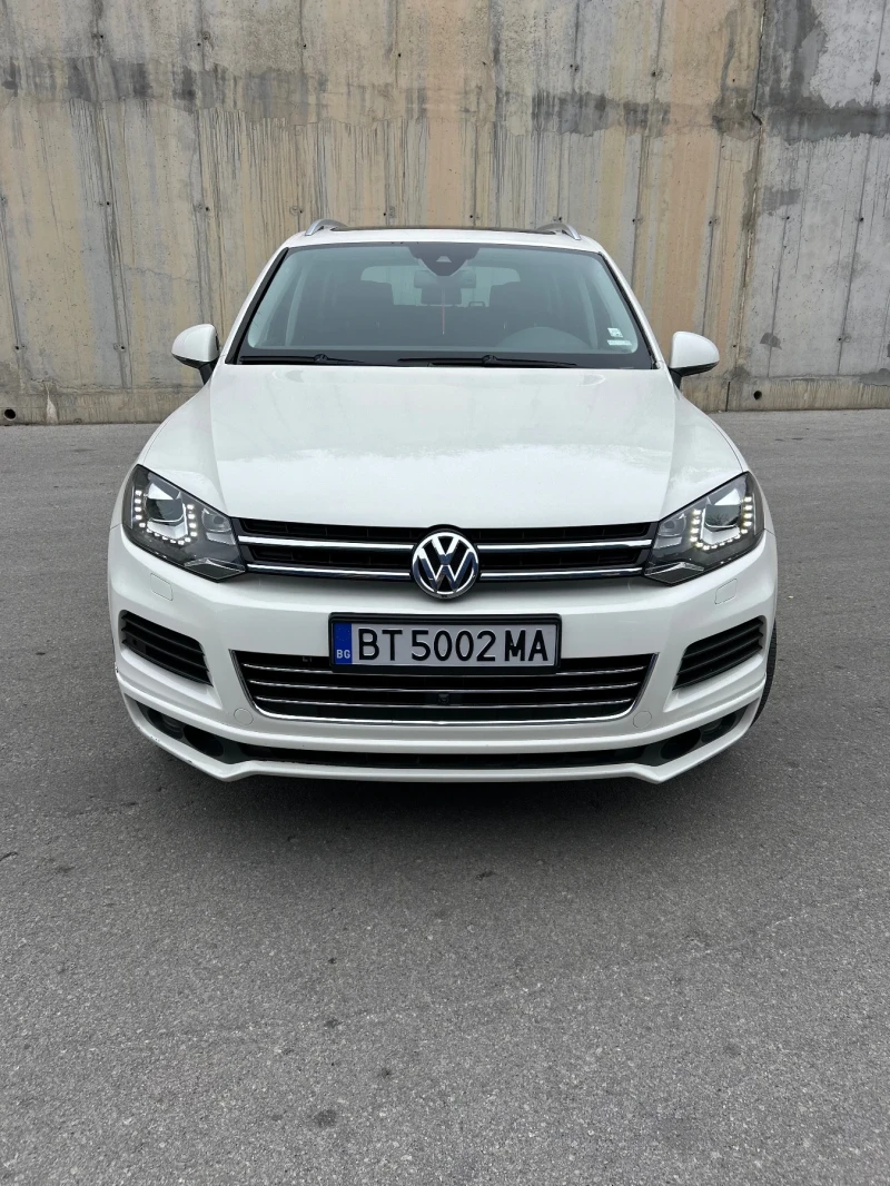 VW Touareg 3.0TDI R-Line 360КАМЕРИ/Обдухване/Панорама/ASSIST., снимка 2 - Автомобили и джипове - 48275567