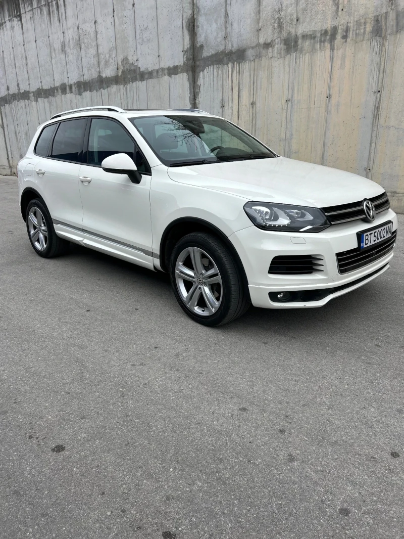 VW Touareg 3.0TDI R-Line 360КАМЕРИ/Обдухване/Панорама/ASSIST., снимка 1 - Автомобили и джипове - 48275567