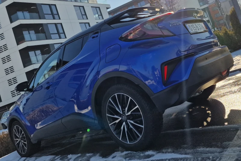 Toyota C-HR * Kamera* Navi* Podgrev* TOP!!!, снимка 8 - Автомобили и джипове - 48572781