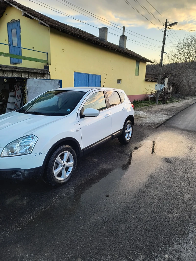 Nissan Qashqai, снимка 5 - Автомобили и джипове - 48602256