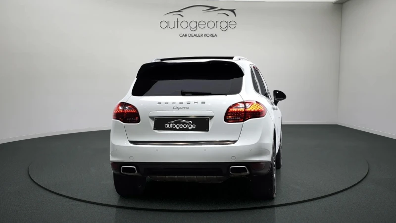 Porsche Cayenne 3.0, снимка 4 - Автомобили и джипове - 52015622