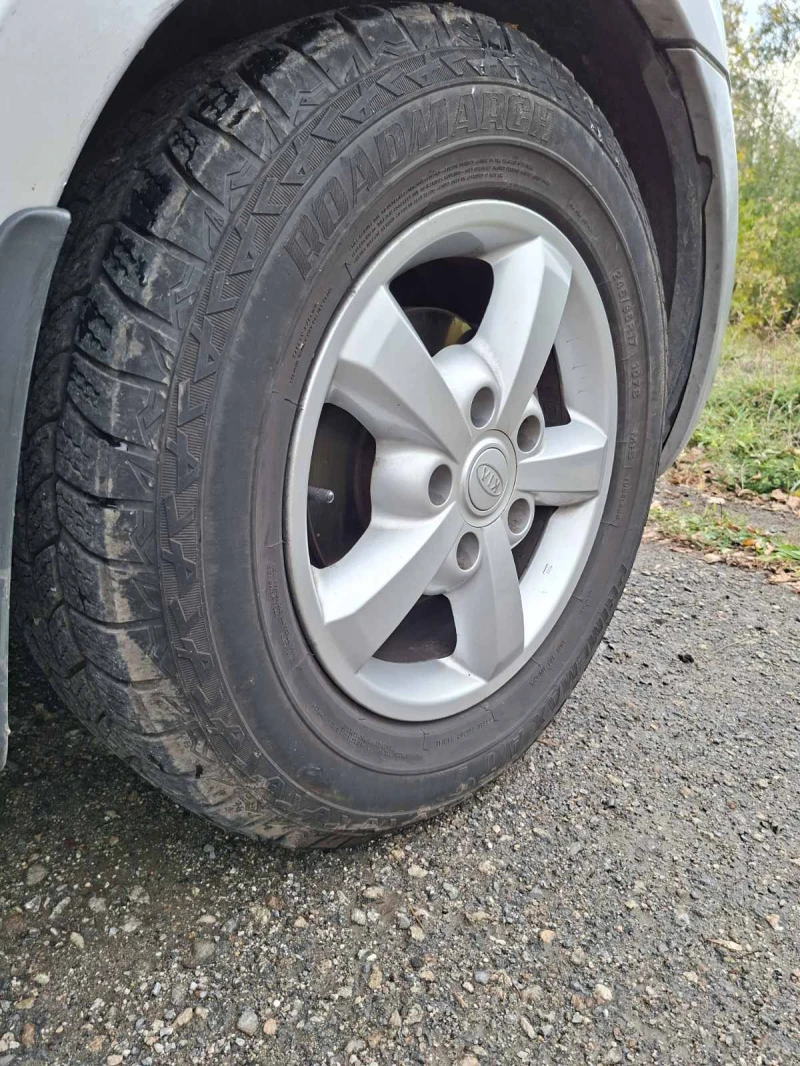 Kia Sorento 2.5D, снимка 6 - Автомобили и джипове - 52456860