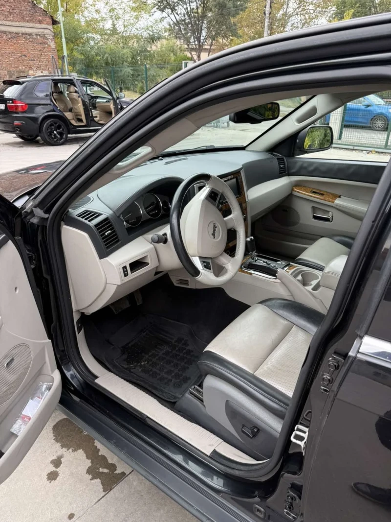 Jeep Grand cherokee, снимка 7 - Автомобили и джипове - 52642189