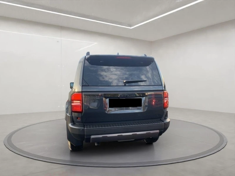 Toyota Land cruiser 250/2.8 D-4D/MILD HYBRID/EXECUTIVE/, снимка 6 - Автомобили и джипове - 52875184