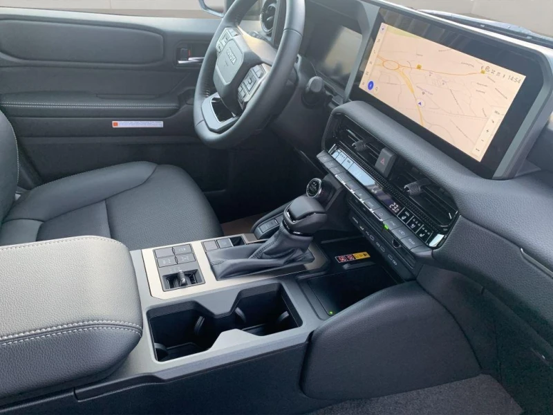 Toyota Land cruiser 250/2.8 D-4D/MILD HYBRID/EXECUTIVE/, снимка 12 - Автомобили и джипове - 52875184