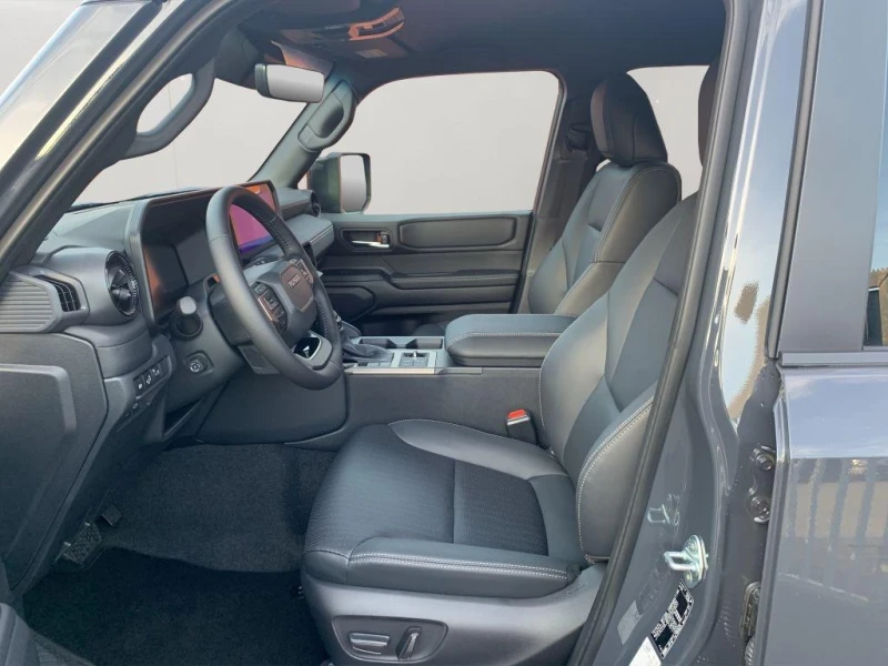 Toyota Land cruiser 250/2.8 D-4D/MILD HYBRID/EXECUTIVE/, снимка 8 - Автомобили и джипове - 52875184