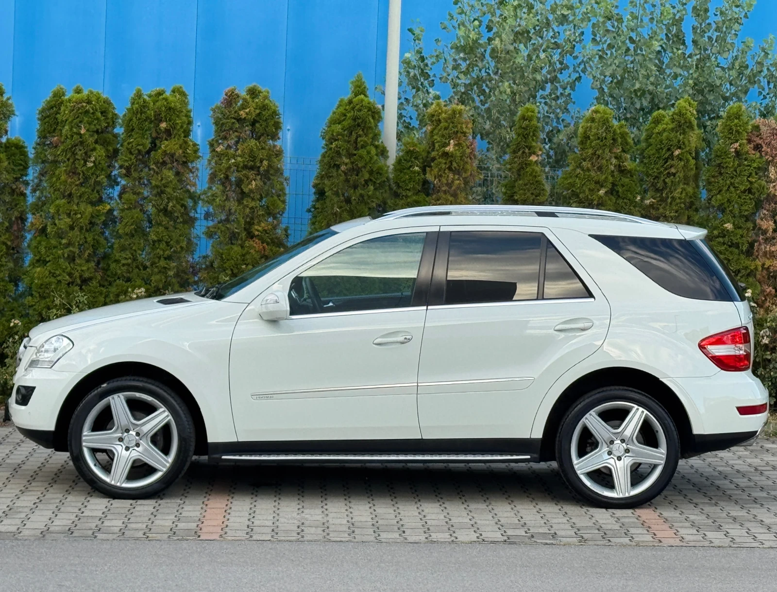 Mercedes-Benz ML 320 Facelift-3.0d-A/M/G-PREMIUM-DVD-КОЖА-НАВИ-ШИБЕДАХ! - изображение 8