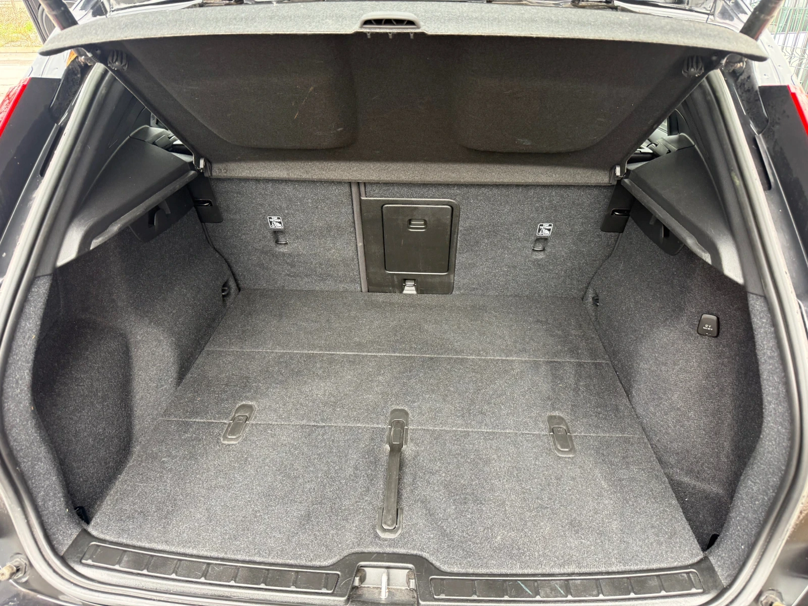 Volvo XC40 B3  | Mobile.bg   12