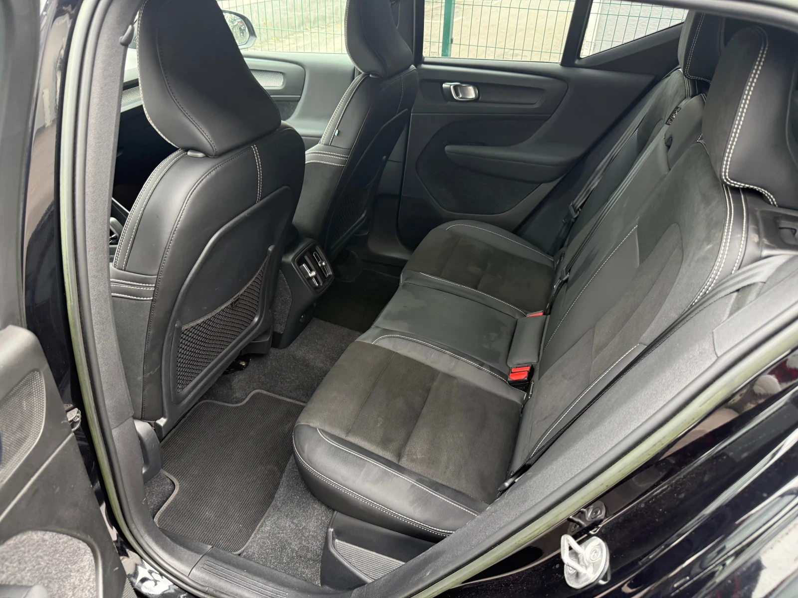 Volvo XC40 B3  | Mobile.bg   9