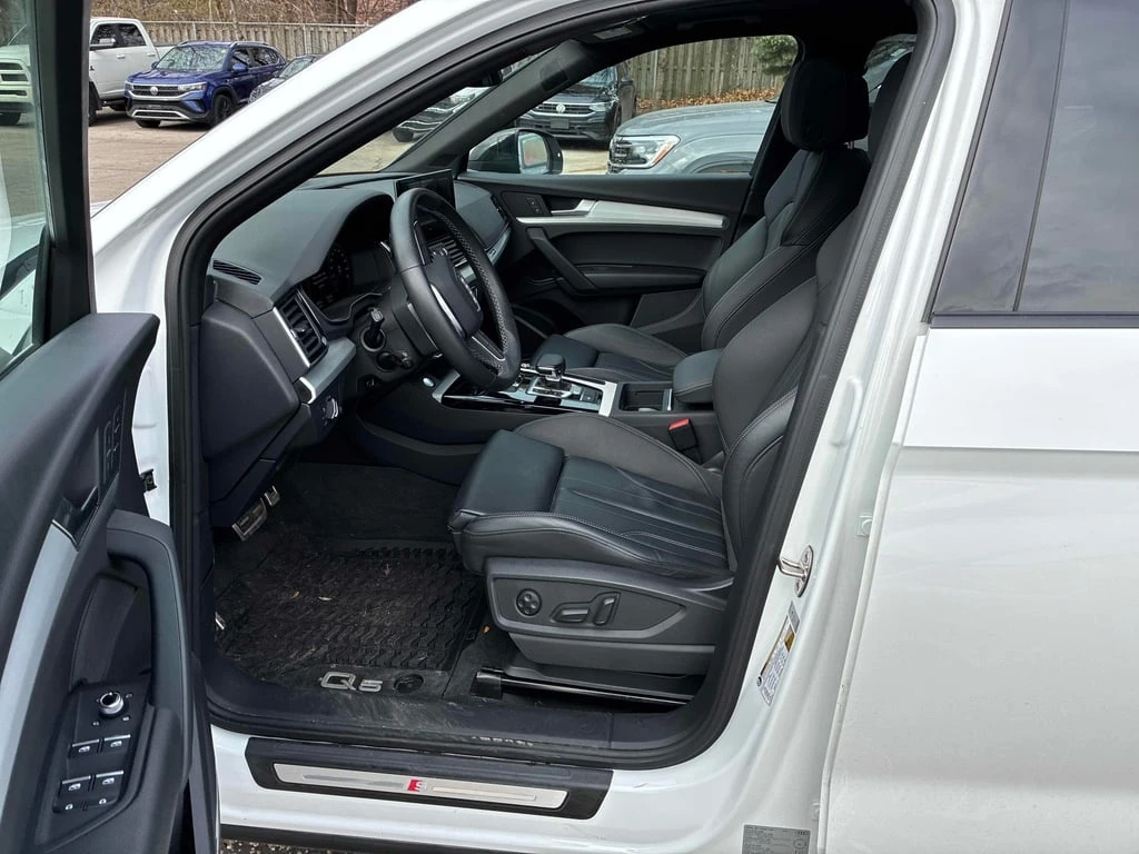 Audi Q5 2023 Technik * CARFAX * БЕЗ ПЪРВОНАЧАЛНА ВНОСКА - изображение 7