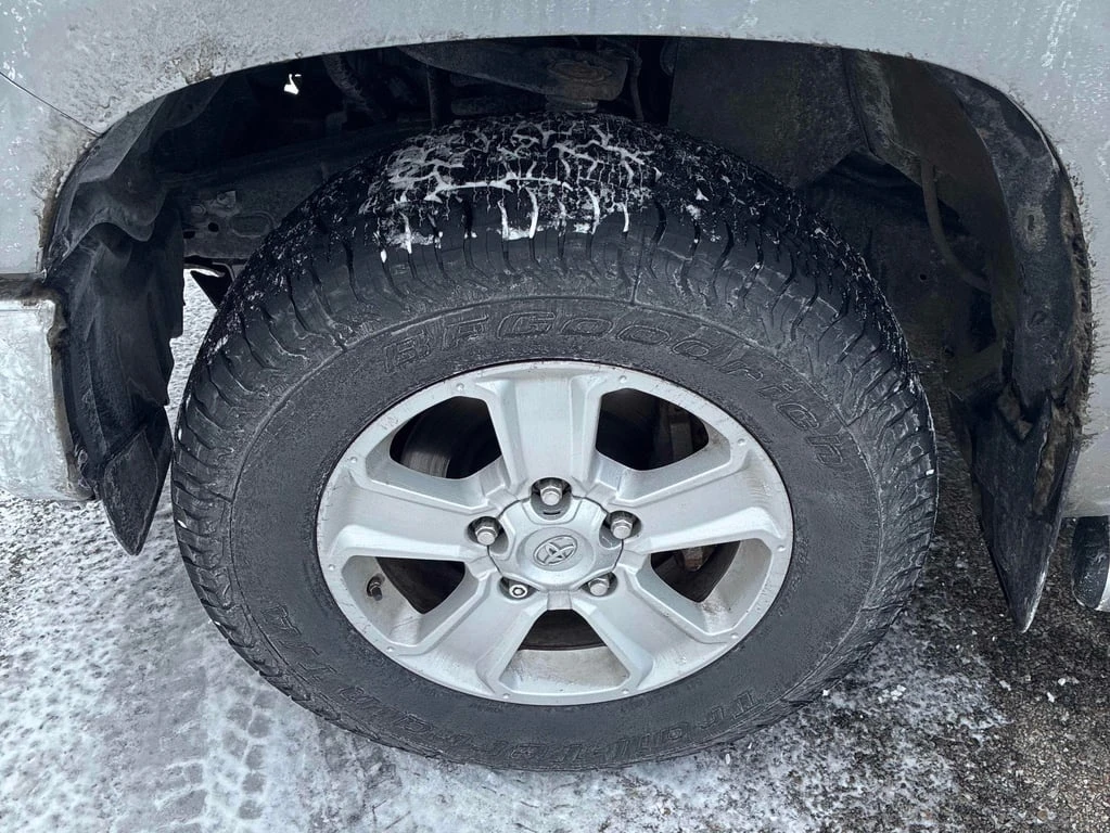 Toyota Tundra * SR5 * CARFAX * ЦЕНА ДО БГ - изображение 7