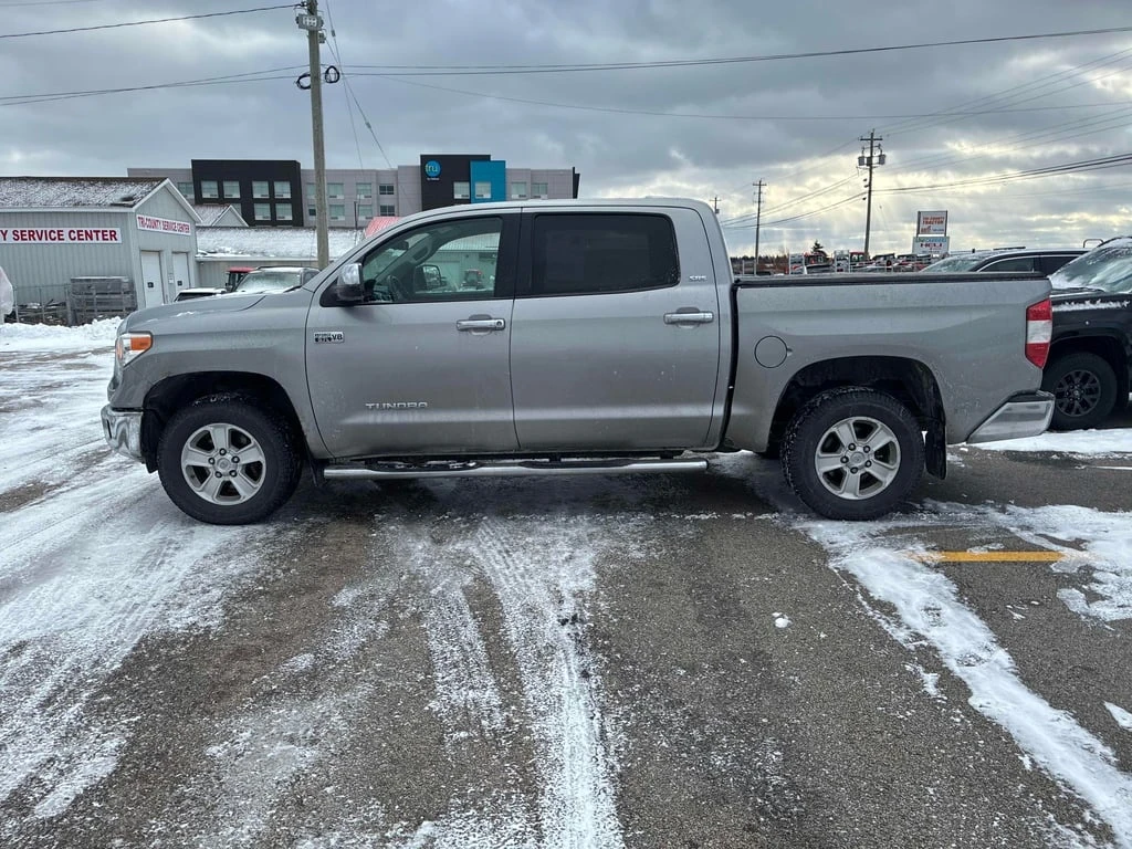 Toyota Tundra * SR5 * CARFAX * ЦЕНА ДО БГ - изображение 2