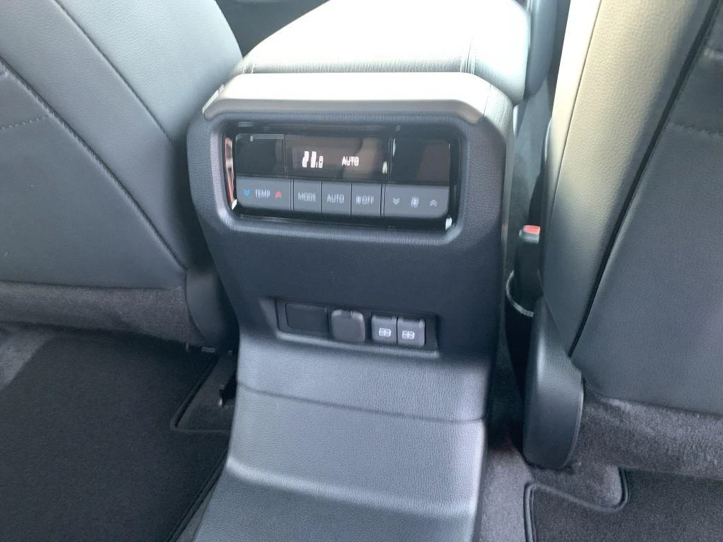 Toyota Land cruiser 250/2.8 D-4D/MILD HYBRID/EXECUTIVE/ | Mobile.bg � ����������� 14