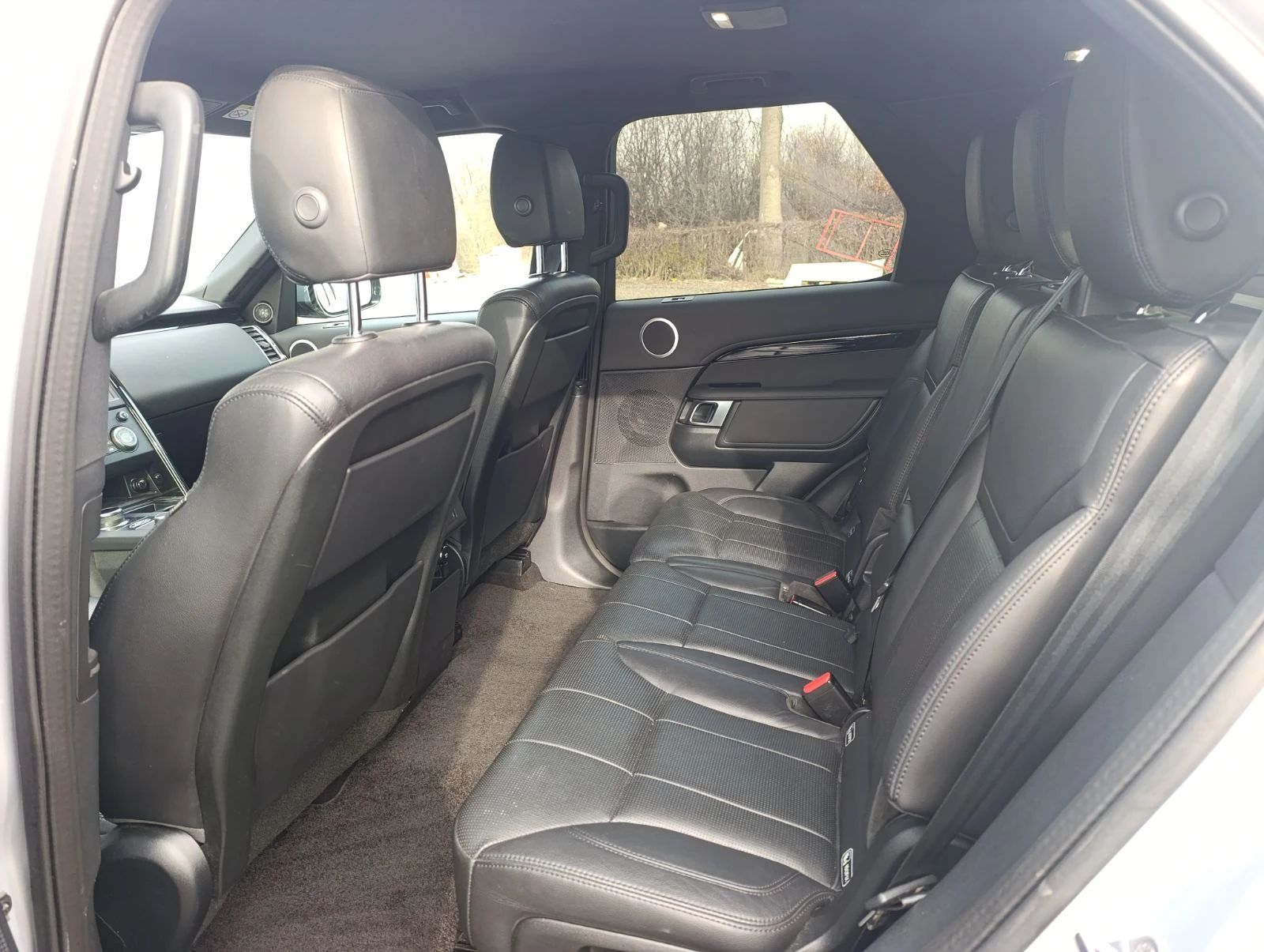 Land Rover Discovery LAND ROVER Discovery 2.0 SD4 240hp 7-������ | Mobile.bg � ����������� 12