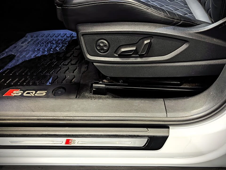 Audi SQ5 3.0T* Premium Plus* АвтоКредит* (ЦЕНА ДО БГ) - изображение 9