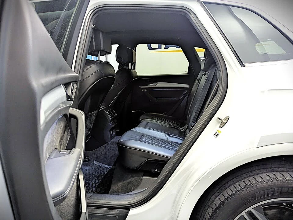 Audi SQ5 3.0T* Premium Plus* АвтоКредит* (ЦЕНА ДО БГ), снимка 15 - Автомобили и джипове - 53727409