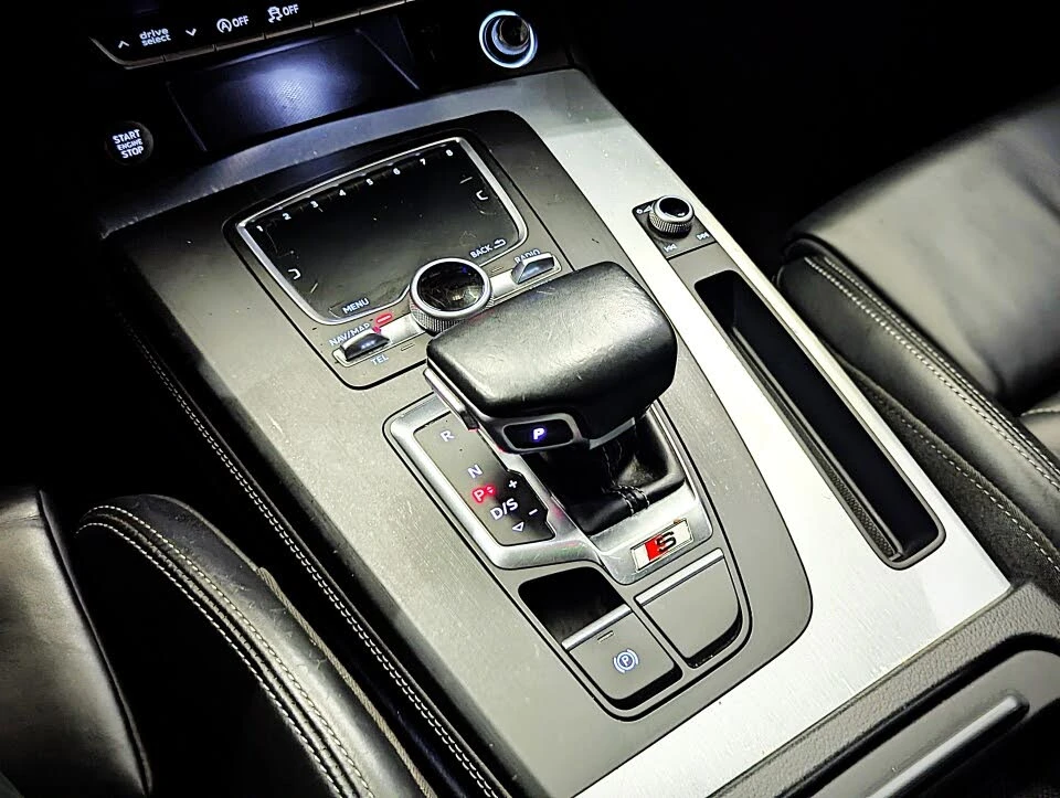 Audi SQ5 3.0T* Premium Plus* АвтоКредит* (ЦЕНА ДО БГ), снимка 14 - Автомобили и джипове - 53727409