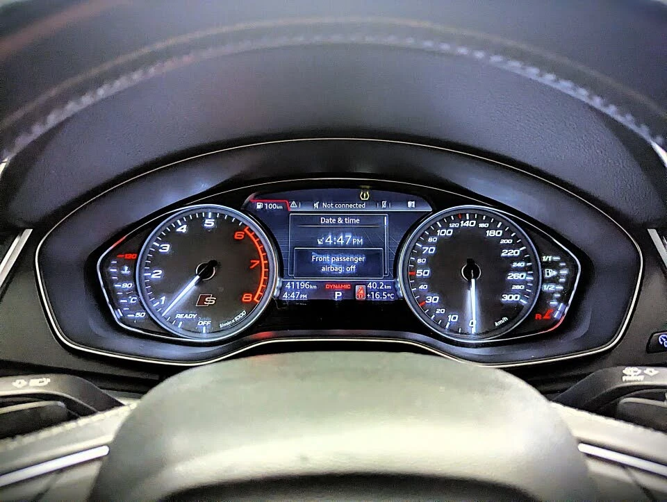 Audi SQ5 3.0T* Premium Plus* АвтоКредит* (ЦЕНА ДО БГ), снимка 11 - Автомобили и джипове - 53727409