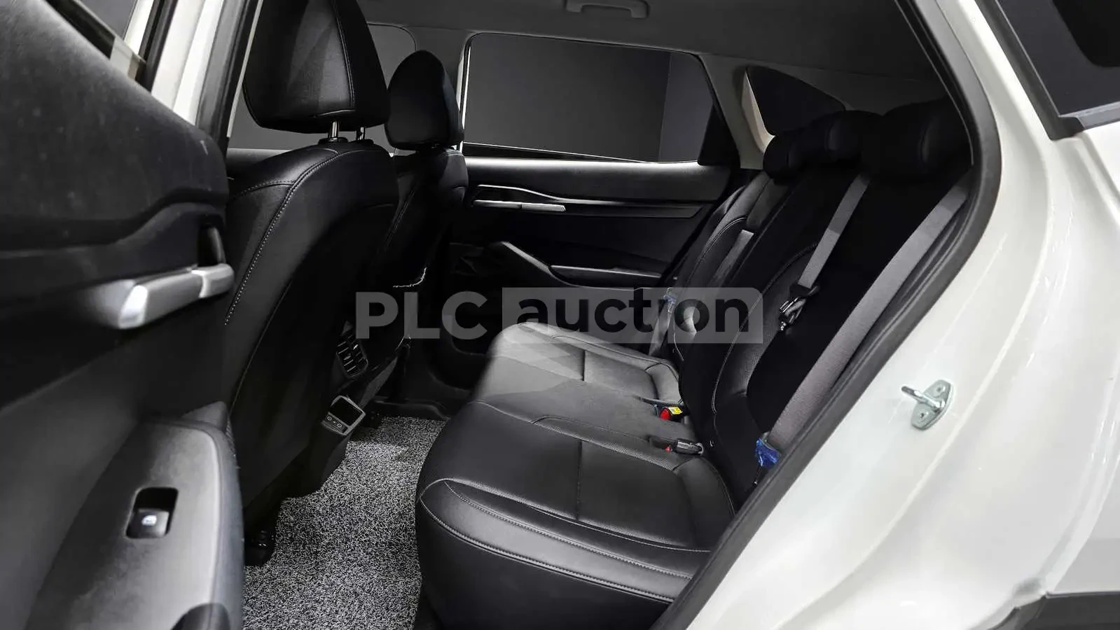 Kia Seltos, снимка 12 - Автомобили и джипове - 54102703