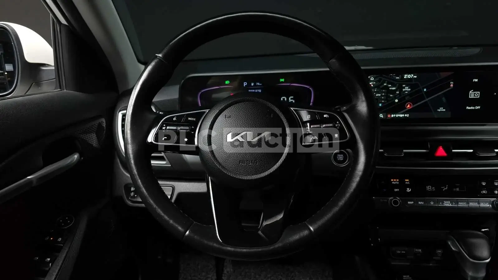 Kia Seltos, снимка 13 - Автомобили и джипове - 54102703