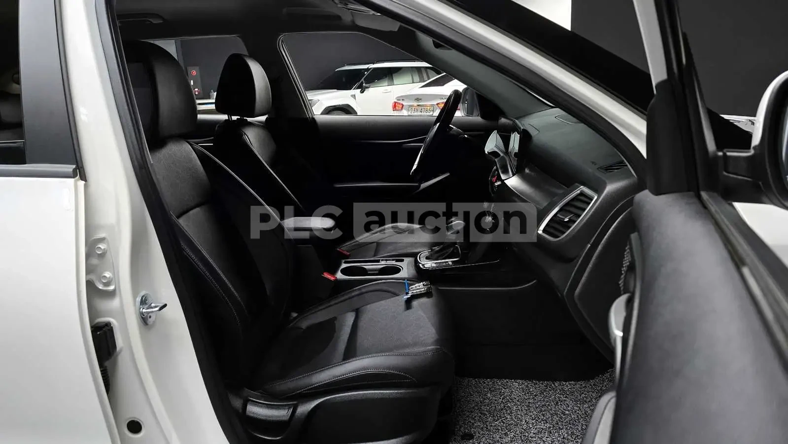 Kia Seltos, снимка 10 - Автомобили и джипове - 54102703