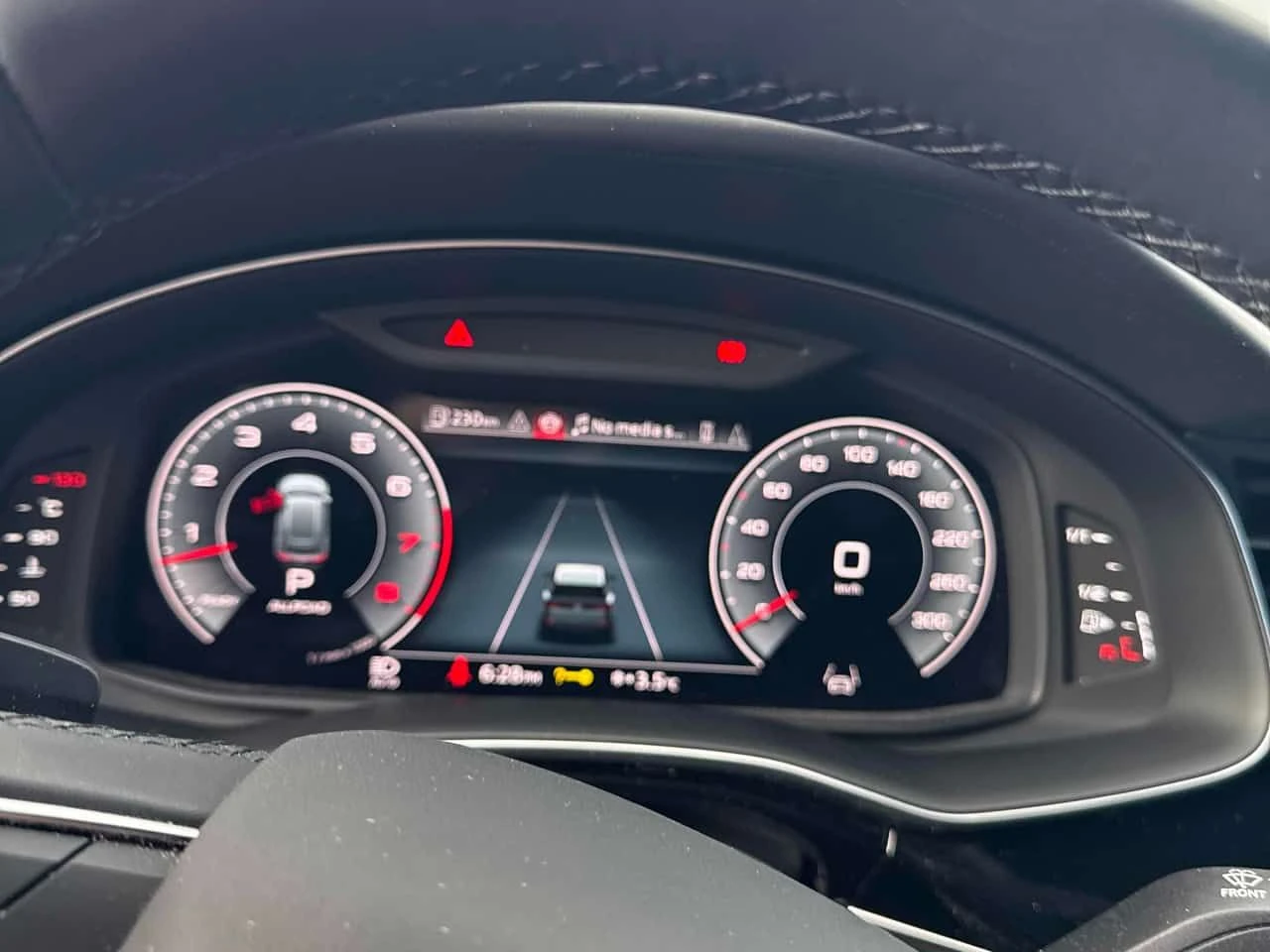 Audi Q8 * Technik S LINE* MATRIX* DISTRONIC* , снимка 8 - Автомобили и джипове - 54407434