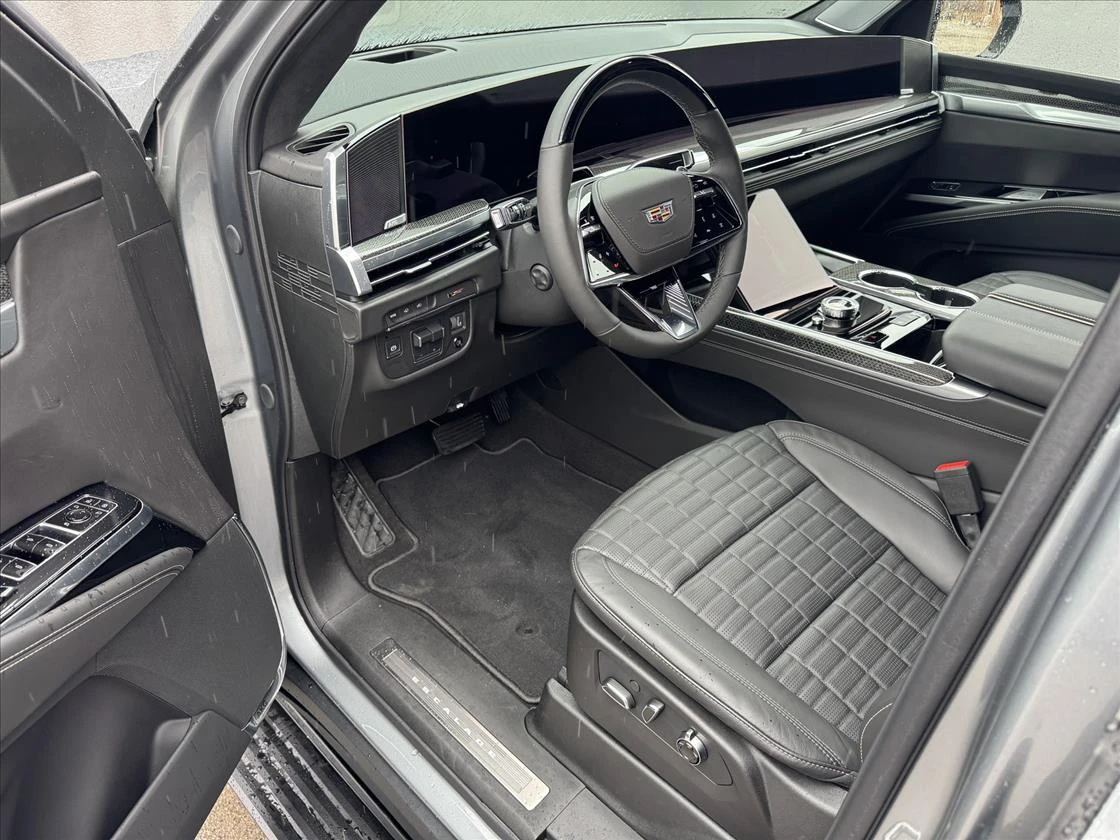 Cadillac Escalade V 6.2 Supercharged V8, снимка 10 - Автомобили и джипове - 54516811