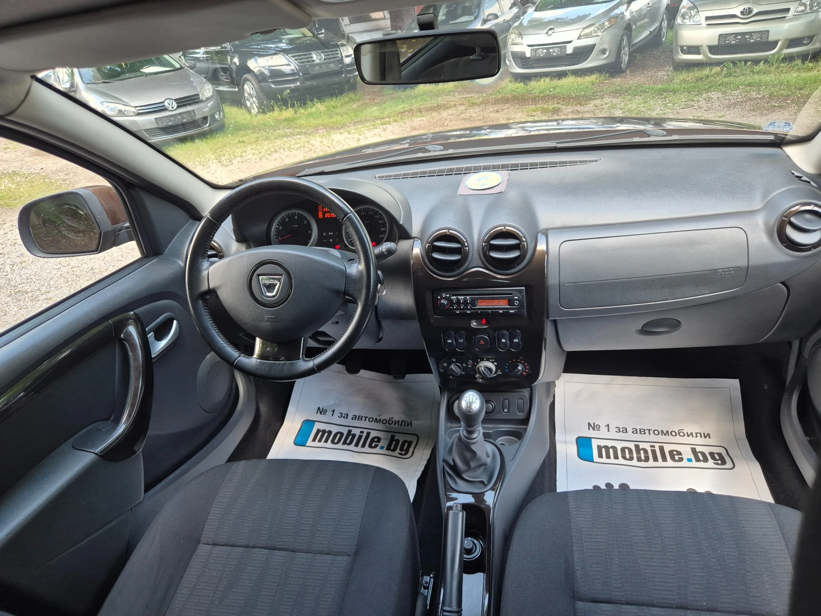 Dacia Duster 1.4DCI 4X4 НОВ ВНОС ОТ ИТАЛИЯ БЕЗ РЪЖДИ И ЗАБЕЛЕЖК, снимка 12 - Автомобили и джипове - 54668665