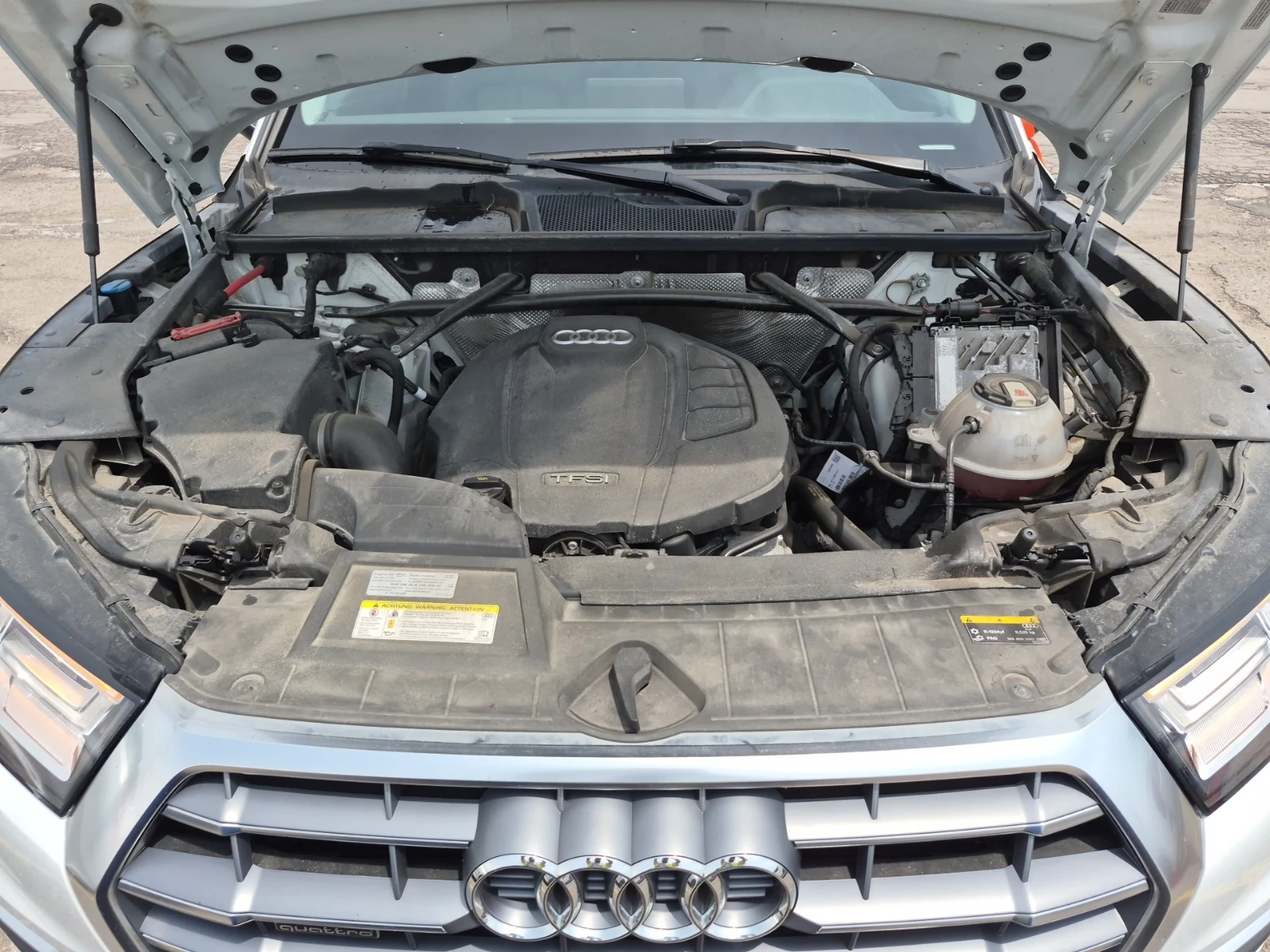 Audi Q5 Premium Plus, снимка 14 - Автомобили и джипове - 55322101
