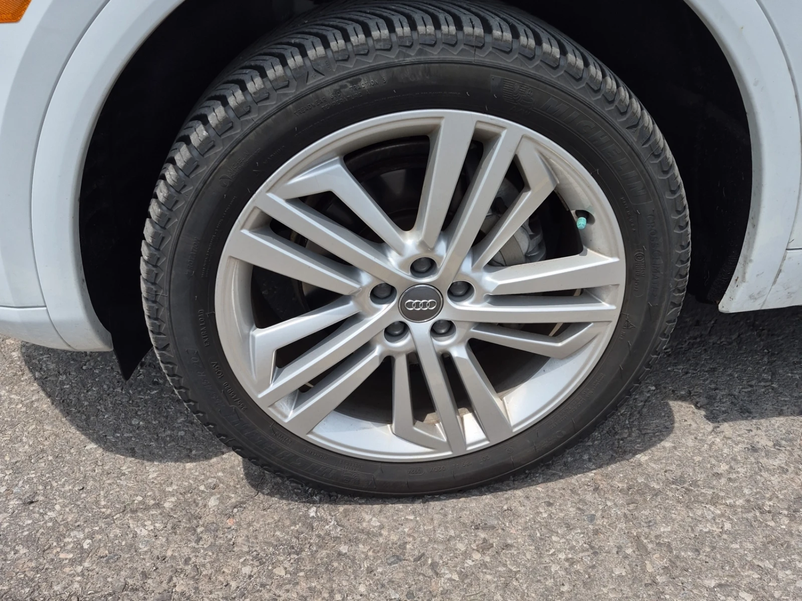 Audi Q5 Premium Plus, снимка 6 - Автомобили и джипове - 55322101
