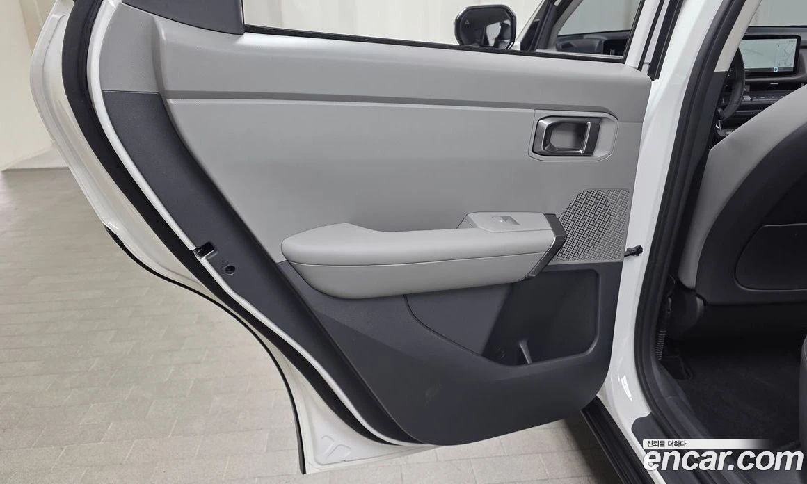 Kia Seltos Gasoline 1.6T 2WD Prestige, снимка 14 - Автомобили и джипове - 56134610