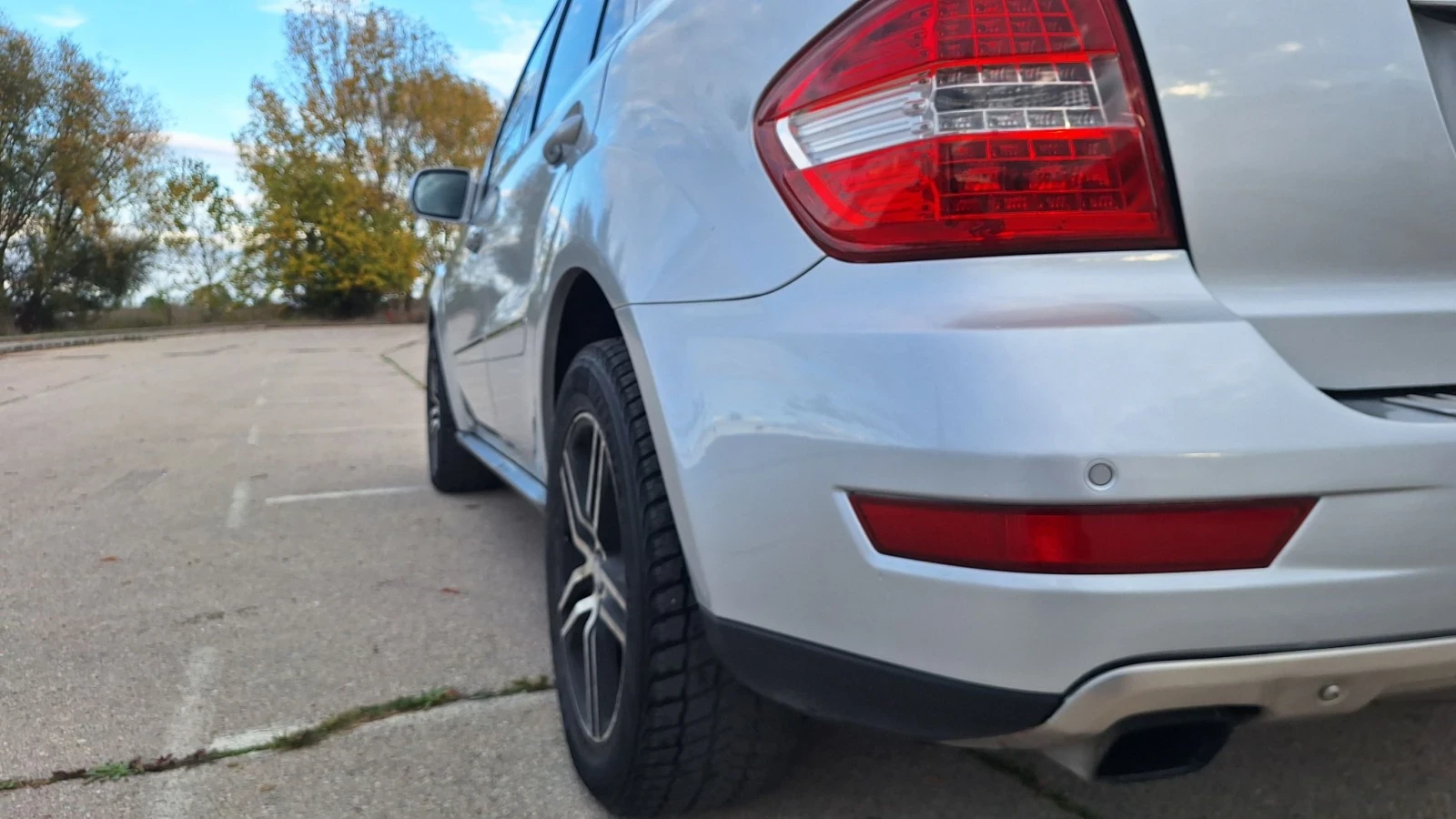 Mercedes-Benz ML 320, снимка 5 - Автомобили и джипове - 56649341