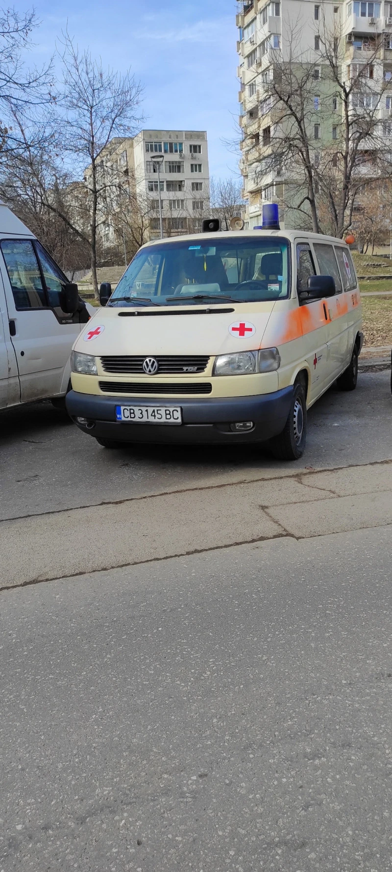 VW T4, снимка 2 - Бусове и автобуси - 47575181