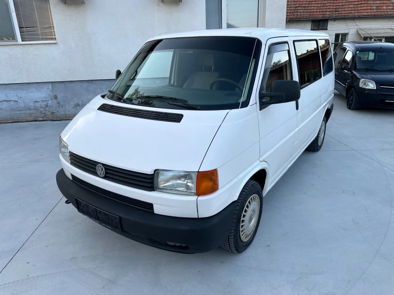 VW Transporter 2.5TDI 102кс., снимка 4 - Бусове и автобуси - 47500185