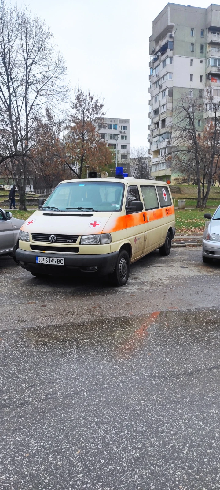 VW T4, снимка 5 - Бусове и автобуси - 47575181